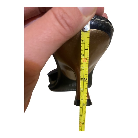 Clarks Indigo leather kitten heel sandal. Sz 8 - Picture 10 of 16